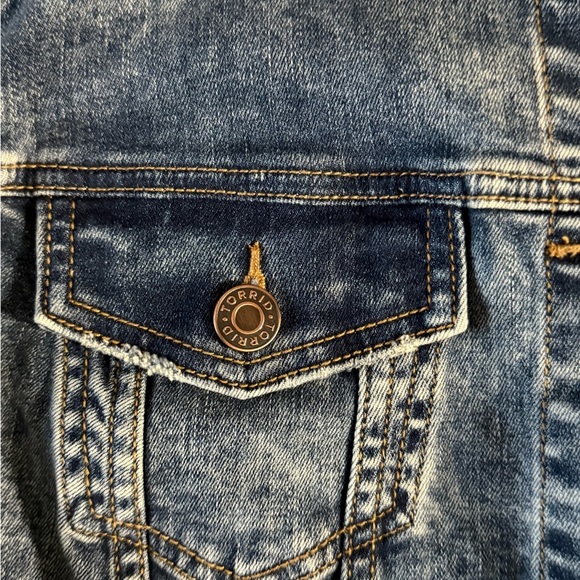 Torrid Blue Denim Vest - Picture 4 of 5